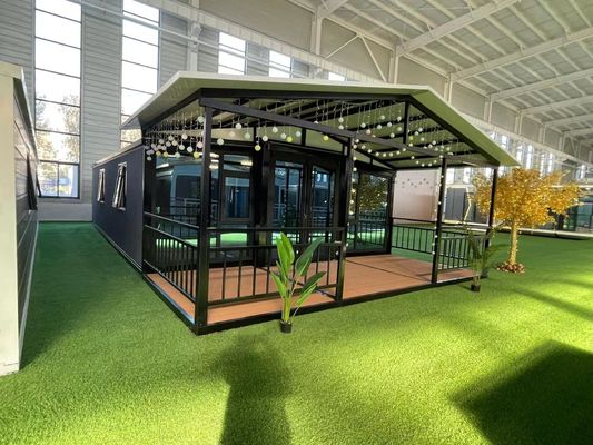Créez l'espace de vos rêves avec notre maison pliante à double aile