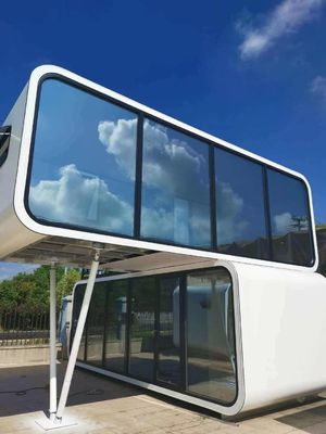 Hôtel préfabriqué petite capsule spatiale intelligente maison avec panneau sandwich en laine de roche mur