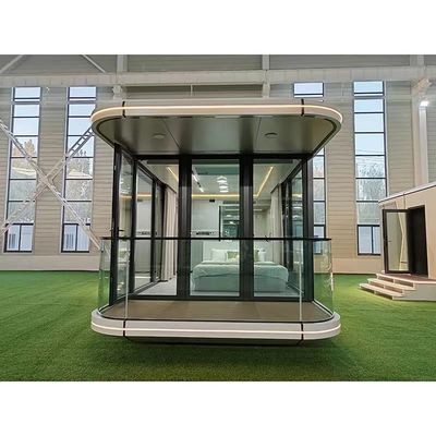 Cottage en verre de style contemporain pour les couples vacances en plein air