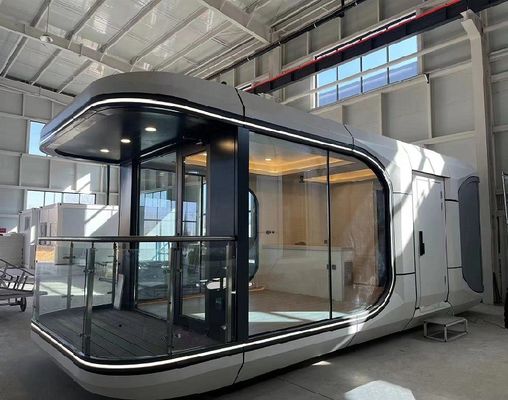 Conception contemporaine Style Capsule solaire maison de l'espace Le conteneur expandable ultime